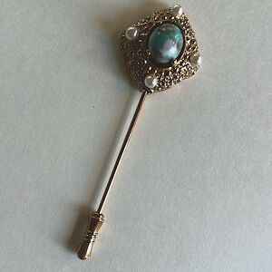 Sarah Coventry “Remembrance” Stick Pin